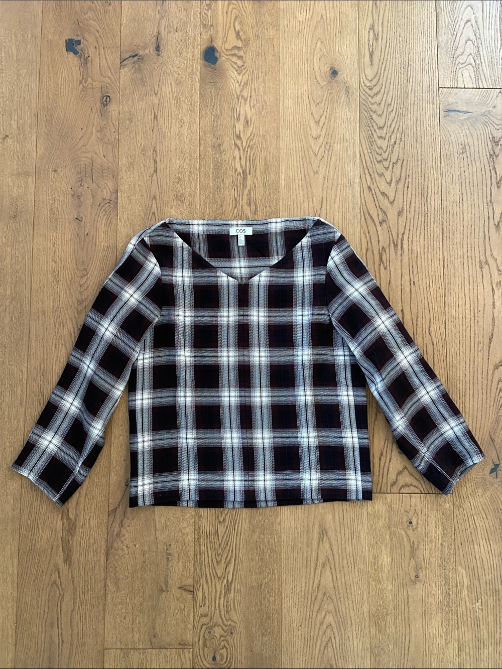 COS Checked V-Neck Top - Picture 9 of 13